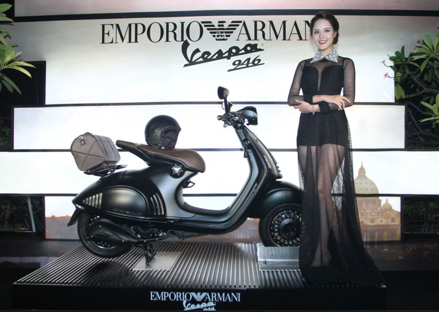 Asian debut for Vespa 946 Emporio Armani