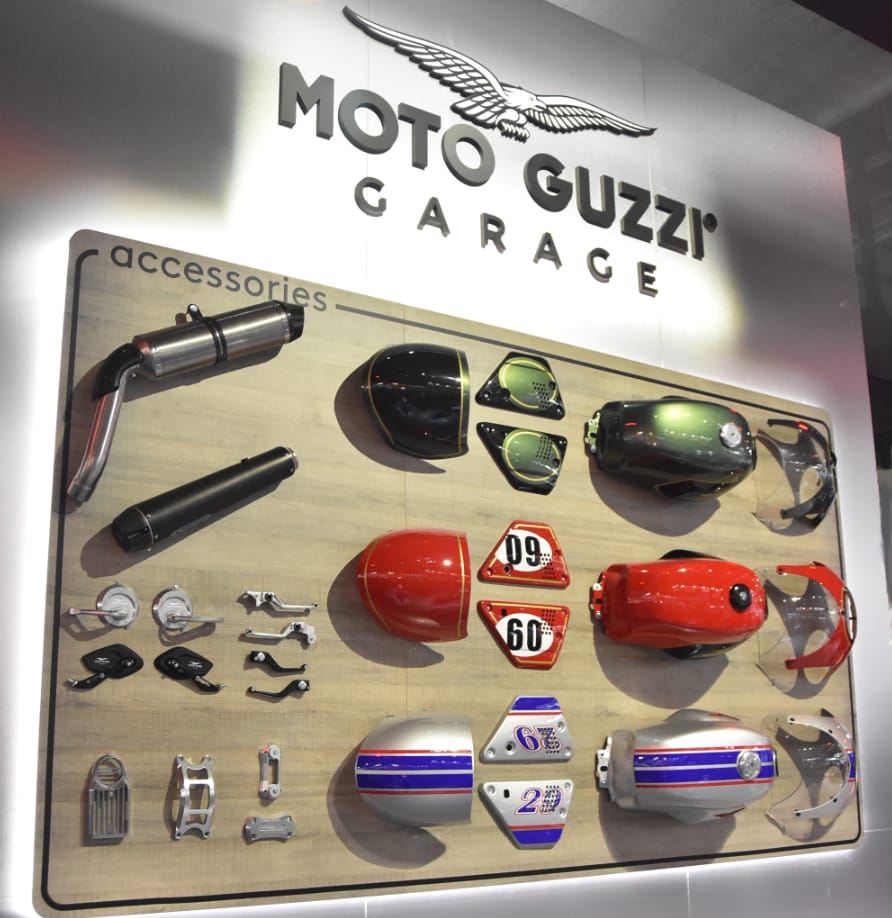 motoguzzi garage