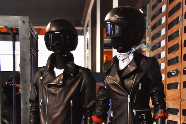 moto guzzi total look