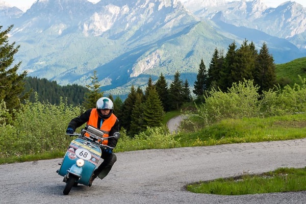 vespa dolomiti