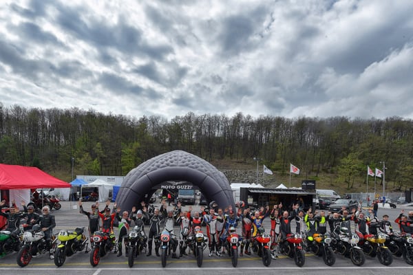 moto guzzi racing fast endurance varano