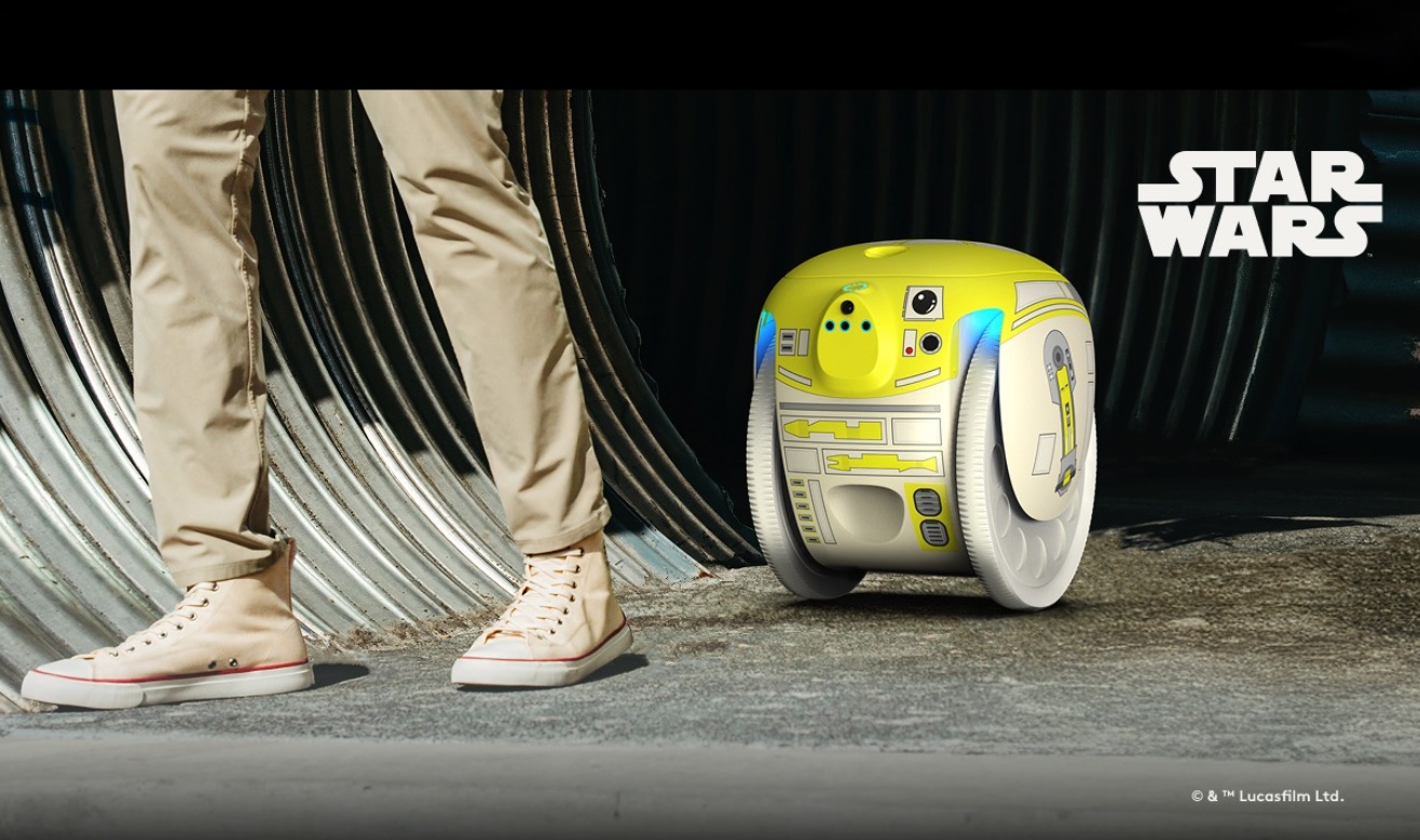 PIAGGIO FAST FORWARD™ HAS THE DROID YOU ARE LOOKING FOR: A SPECIAL EDITION STAR WARS™-INSPIRED G1T4-M1N1