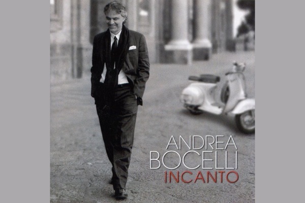 andrea bocelli vespa