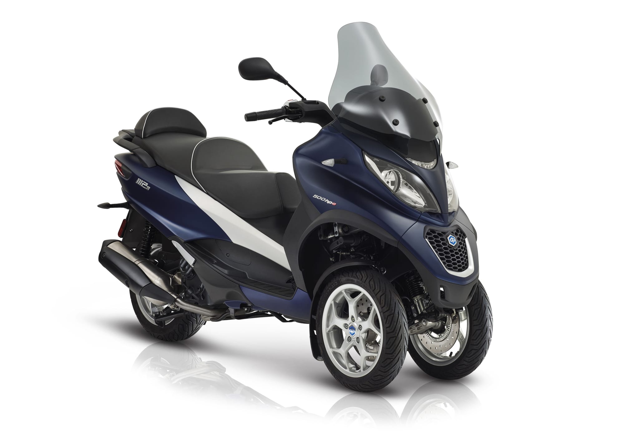 Piaggio MP3 500 2024 Images - Check out design & styling