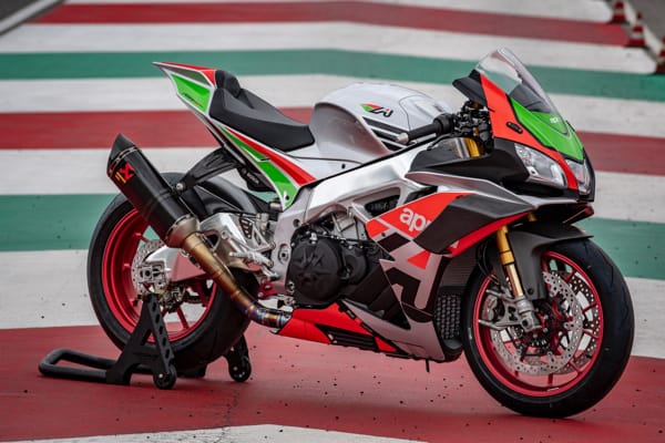 aprilia rsv4 factory works