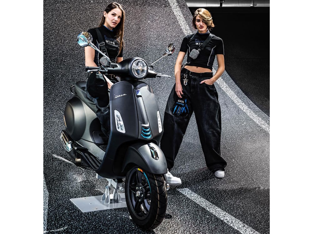 Black/White/Grey/Silver Accessories For Vespa Scooters at Rs 50