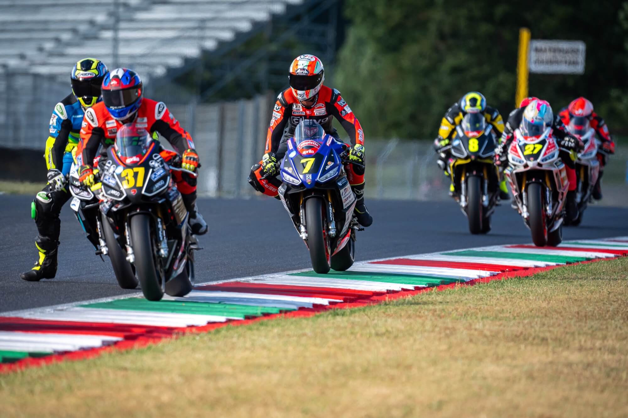 AL VIA LA QUINTA STAGIONE DEL TROFEO APRILIA RS 660