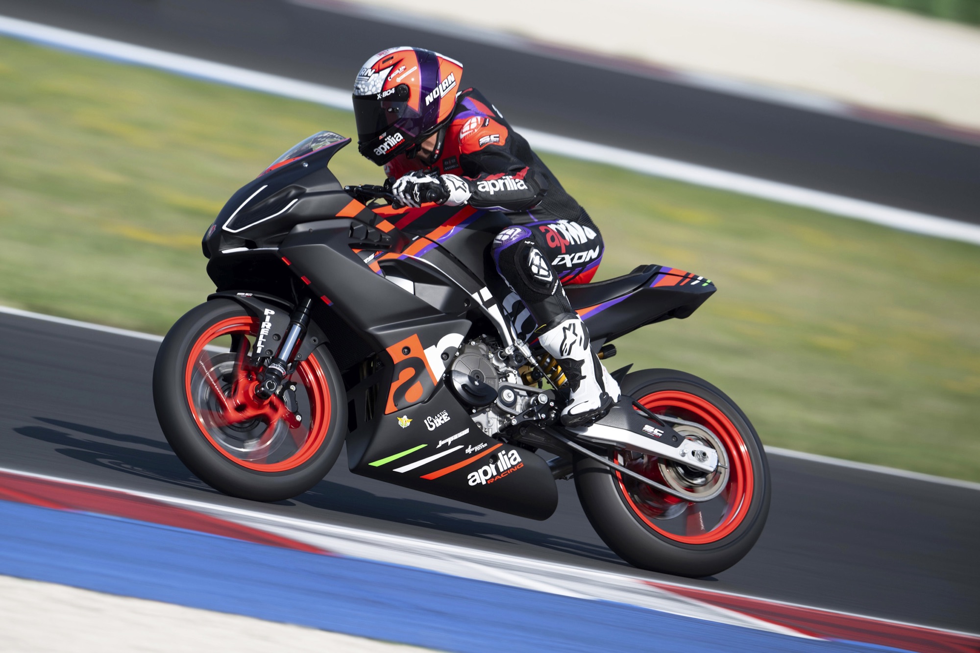 APRILIA RACING – THE RS 247 TROPHY IS BORN, TO PROMOTE YOUNG TALENTS