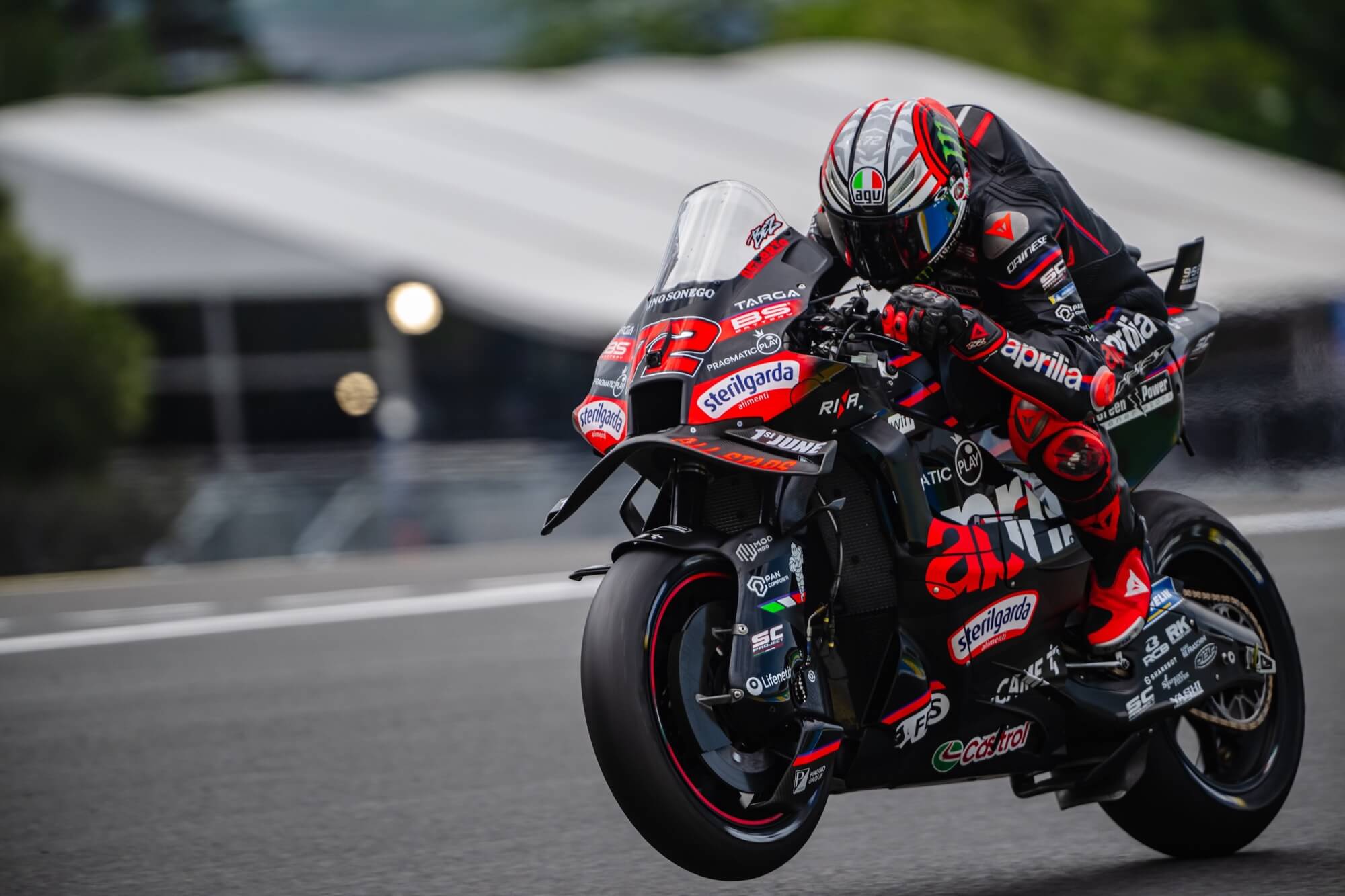 APRILIA RACING RENEWS THE CHALLENGE AT SILVERSTONE