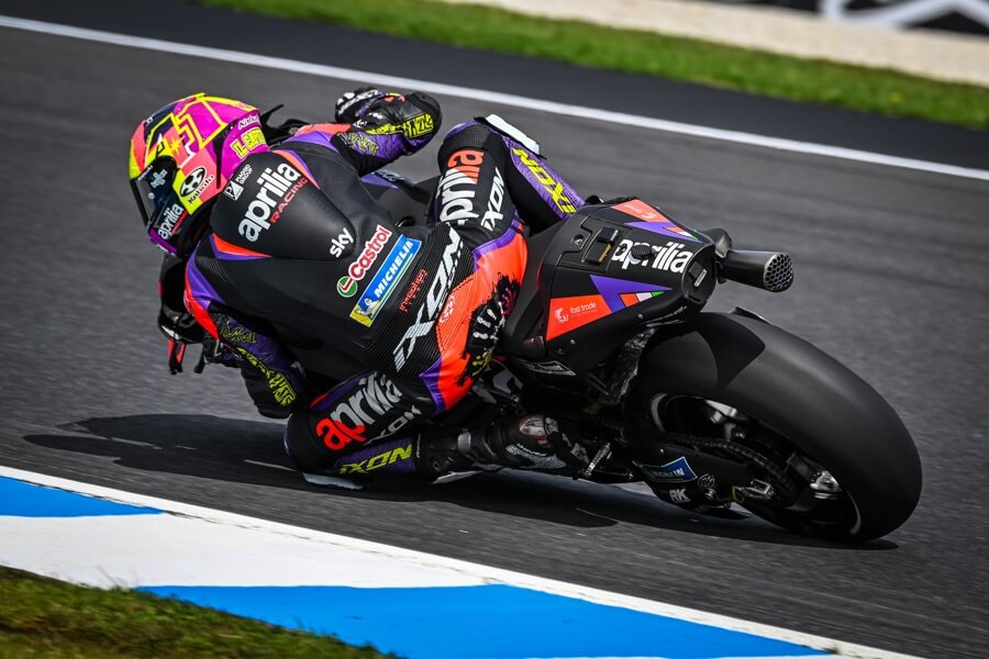 APRILIA RACING BACK TO WORK FOR THE THAI GP: VIÑALES AND ESPARGARÓ ON TRACK IN BURIRAM FOR THE FINAL RUSH