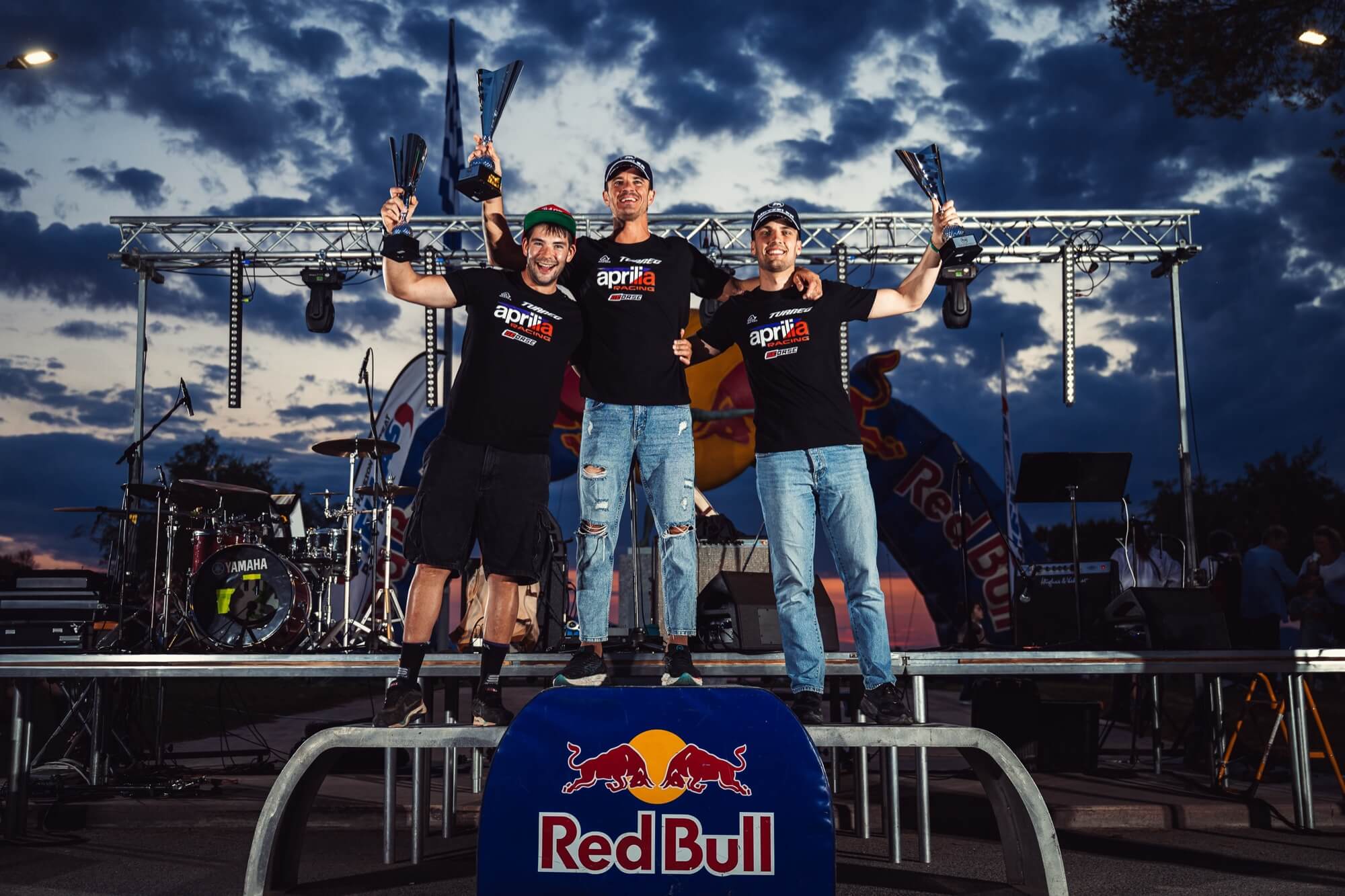 APRILIA TUAREG RACING MAKES HISTORY AT THE HELLAS RALLY RAID: OVERALL VICTORY AND HAT-TRICK IN THE M5 CLASS