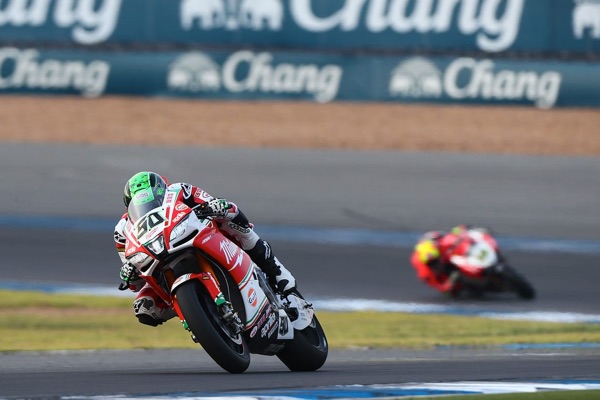 round 3 wsbk aprilia milwaukee