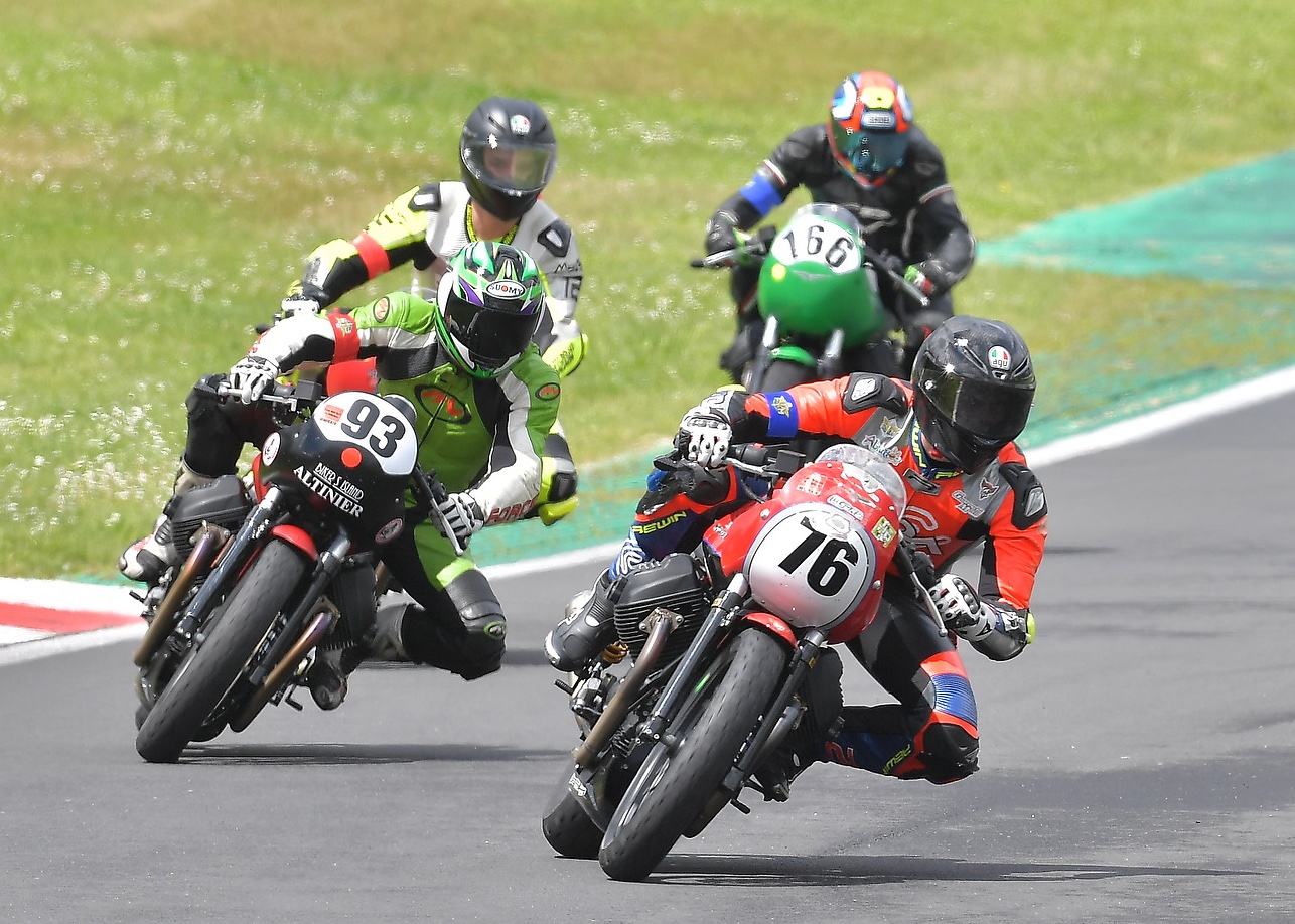 vallelunga motoguzzi fast endurance