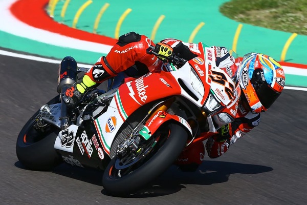 round 5 wsbk aprilia milwaukee