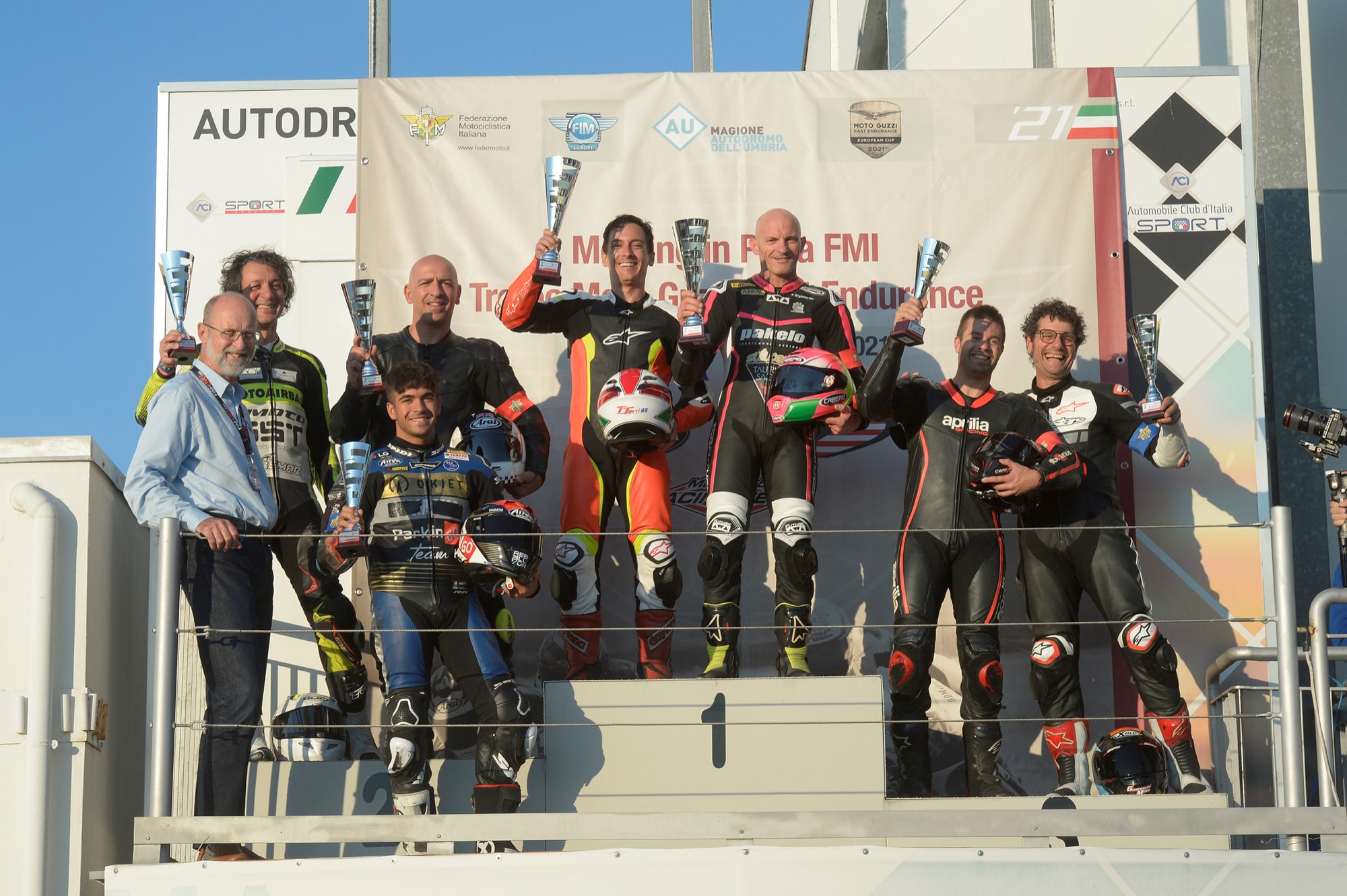 MOTO GUZZI FAST ENDURANCE EUROPEAN CUP: HEATED BATTLE IN THE TWO MAGIONE “MINI ENDURANCE” RACES AND A DOUBLE WIN FOR TEAM BIKER’S ISLAND