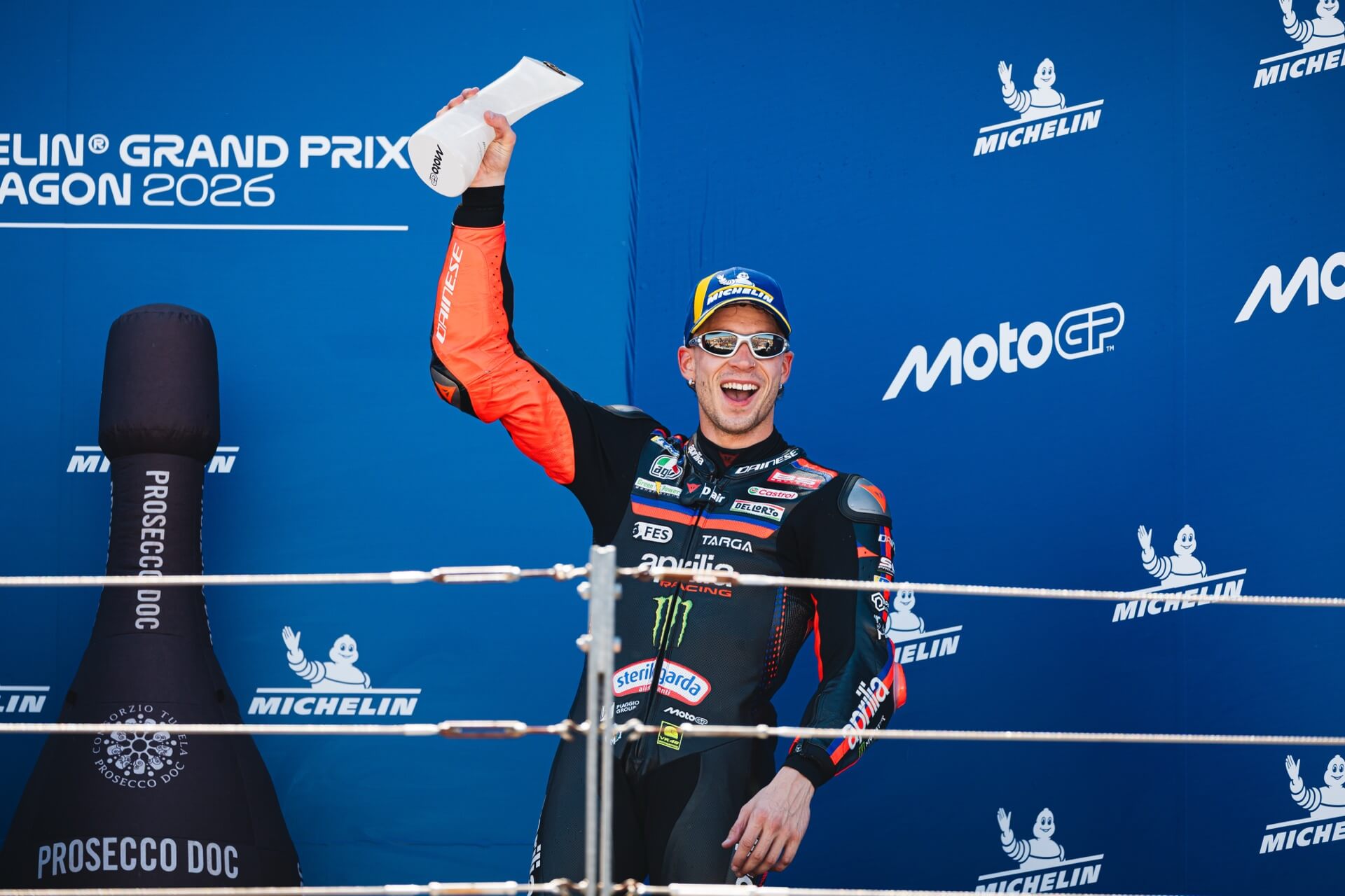 PODIO E TOP FIVE PER APRILIA RACING IN GARA AL MOTORLAND ARAGÓN: TERZA POSIZIONE PER MARCO BEZZECCHI, JORGE MARTÍN QUINTO