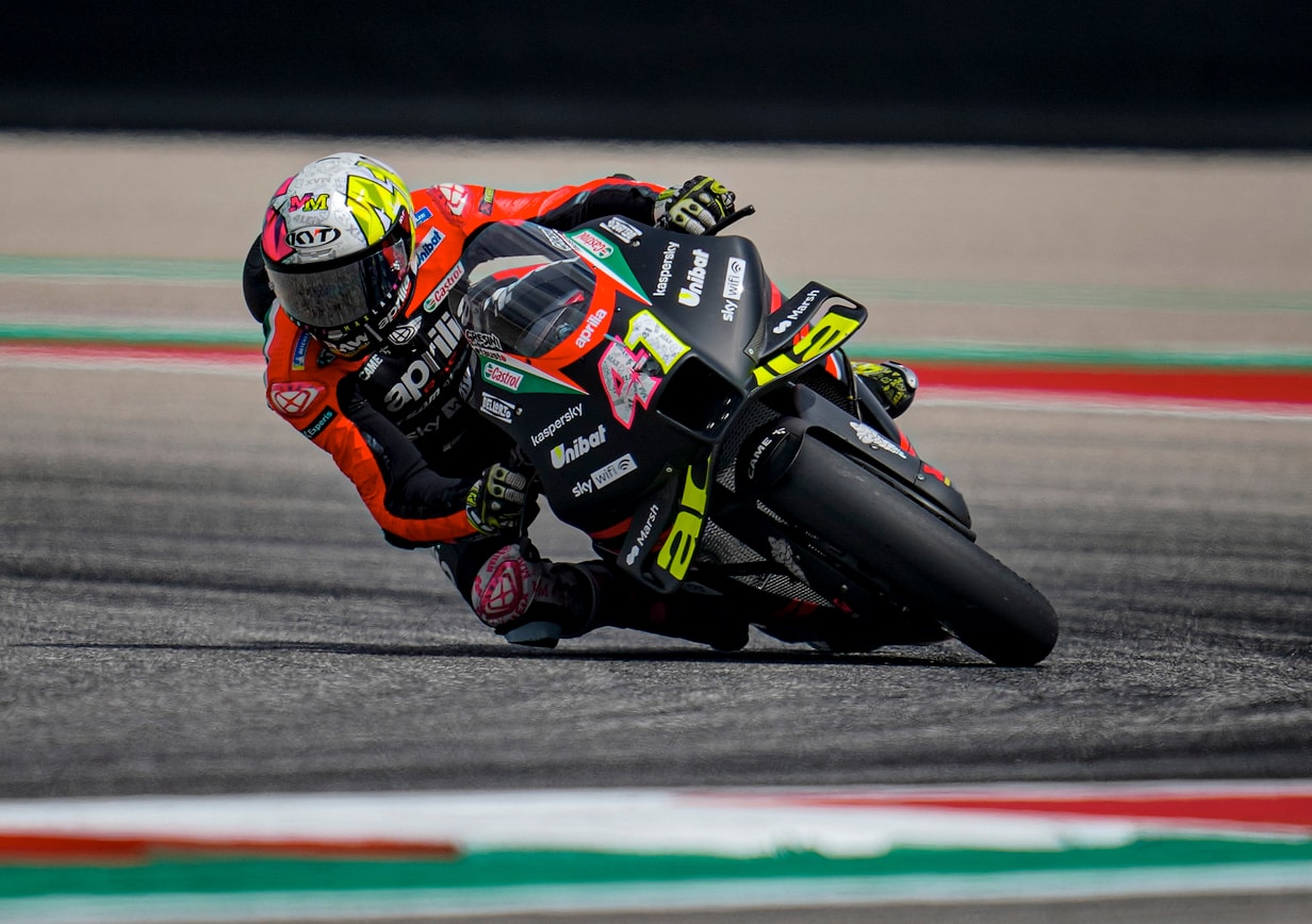 SI SPEGNE AL NONO GIRO IL GP DI ALEIX ESPARGARÓ IN TEXAS