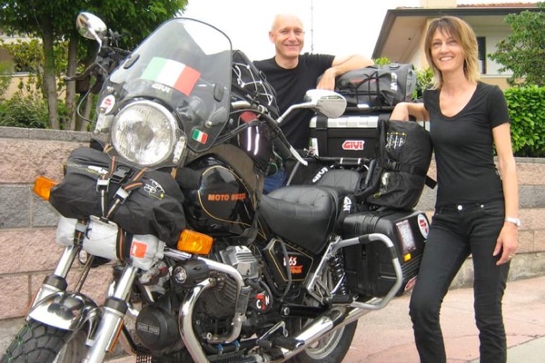 viaggi coppia motoguzzi